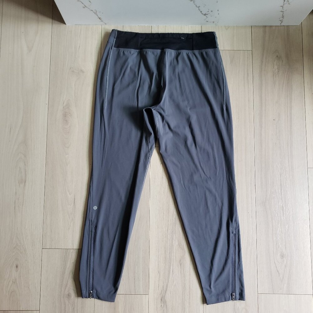 Lululemon Surge Pant DWR Mens L Dark Slate Pull-On Athletic Jogger Sweatpants